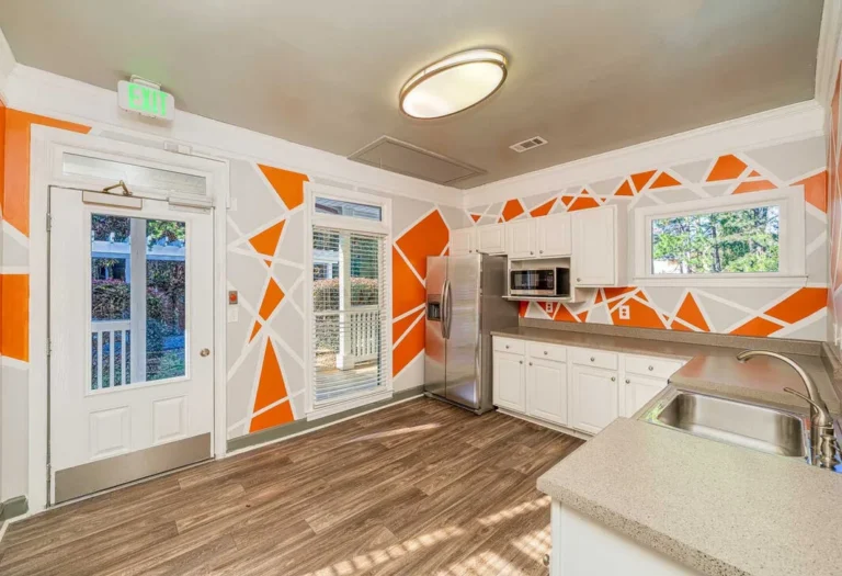 p1952503_hamptons_at_east_cobb_07_community_1_photogallery